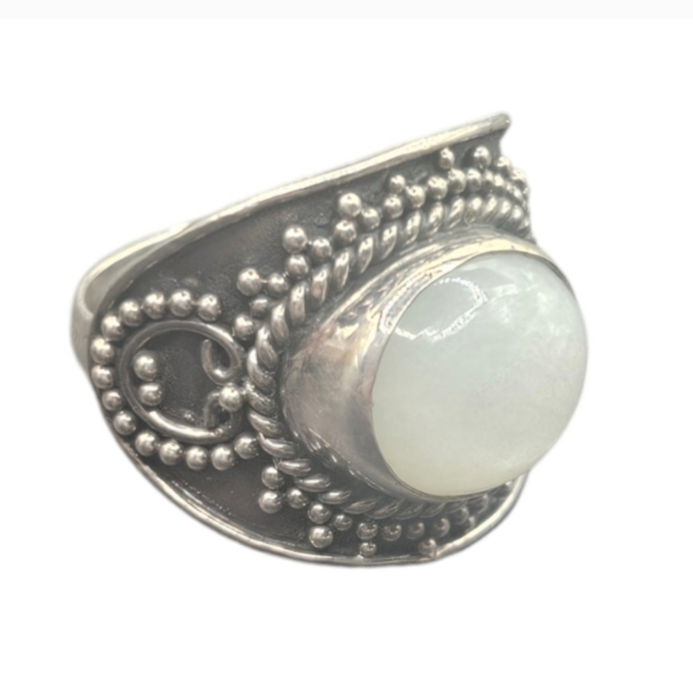 Moonstone Ring - Picture 2 of 4